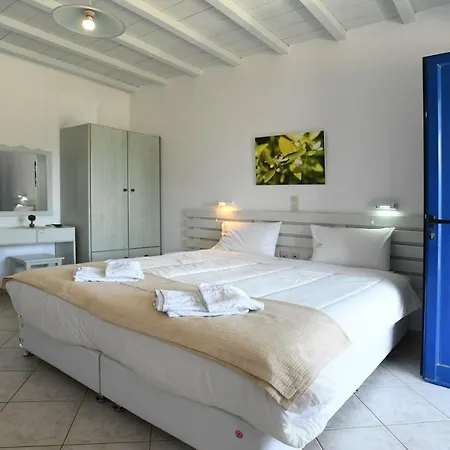 Nostos Beachfront & 公寓式酒店