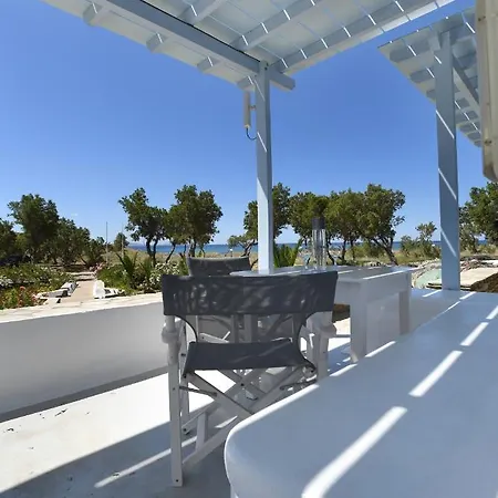 Nostos Beachfront & 3*