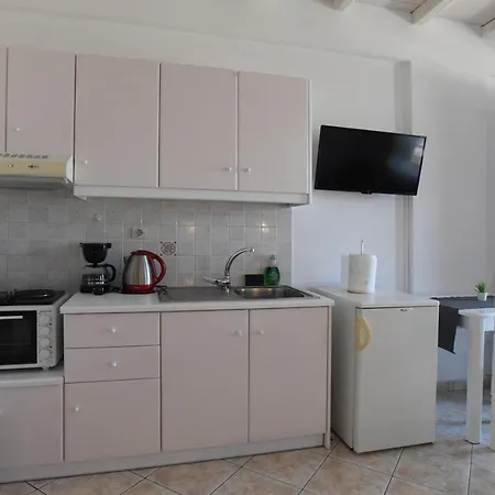 Nostos Beachfront & Agios Loannis