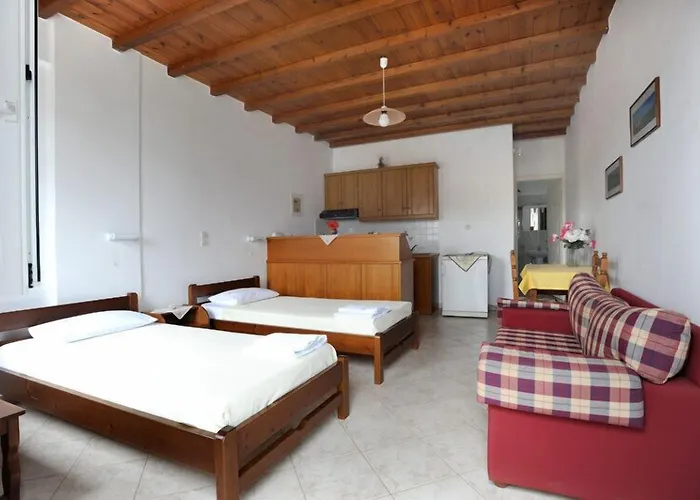 Nostos Beachfront & شقة فندقية 3*