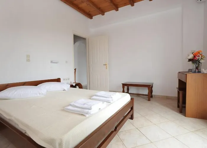 Nostos Beachfront & شقة فندقية