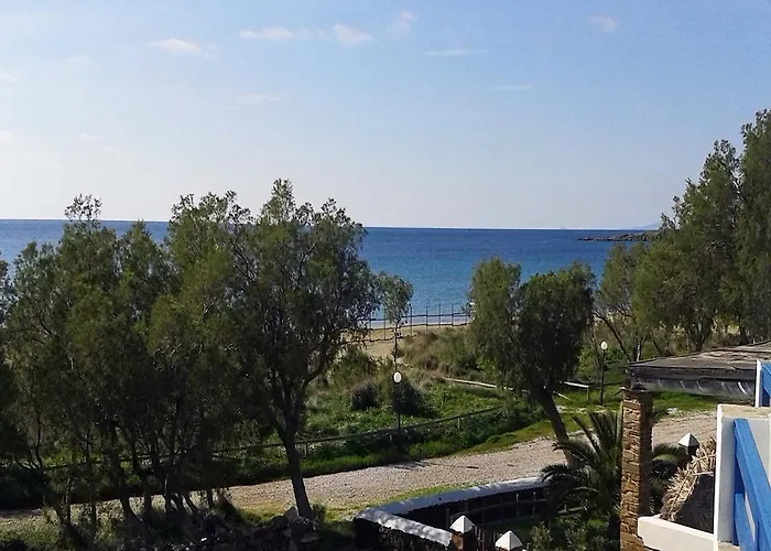 شقة فندقية Nostos Beachfront &