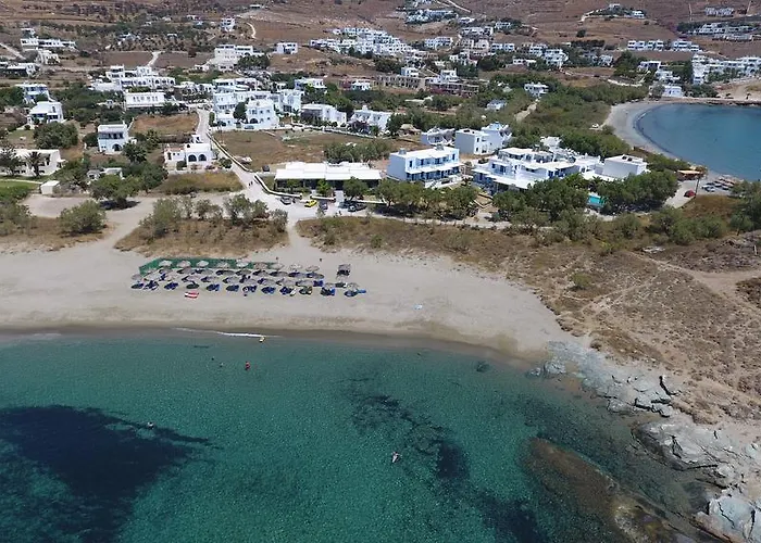 Nostos Beachfront & شقة فندقية 3*