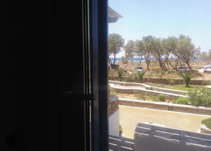 Nostos Beachfront & شقة فندقية 3*