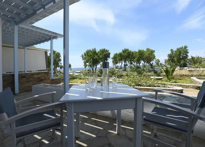 Nostos Beachfront & 3* Agios Ioannis (Tinos)