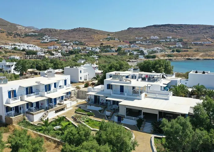 Nostos Beachfront & 3*