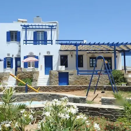 Nostos Beachfront & Lägenhetshotell 3*