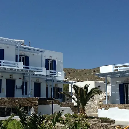 Lägenhetshotell Nostos Beachfront & 3*