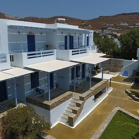 Nostos Beachfront & Aparthotel 3*