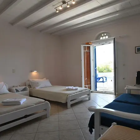 Nostos Beachfront & Lägenhetshotell 3*