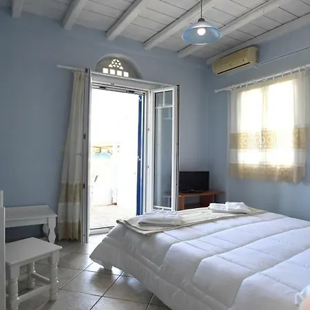 Nostos Beachfront & 3* Agios Ioannis (Tinos)