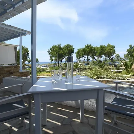 Nostos Beachfront & 3* Agios Ioannis (Tinos)
