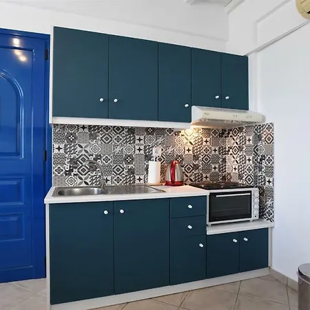Nostos Beachfront & شقة فندقية اجيوس ايوانيس