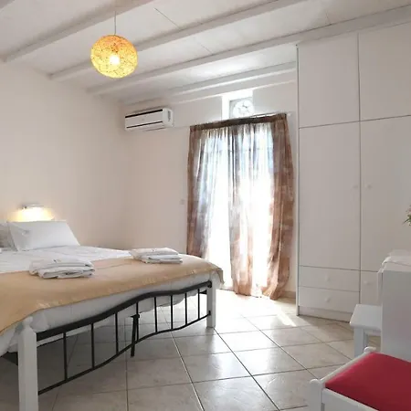Nostos Beachfront & شقة فندقية اجيوس ايوانيس