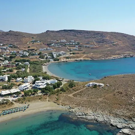 Nostos Beachfront & Agios Ioannis (Tinos)