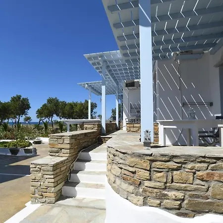 شقة فندقية Nostos Beachfront &