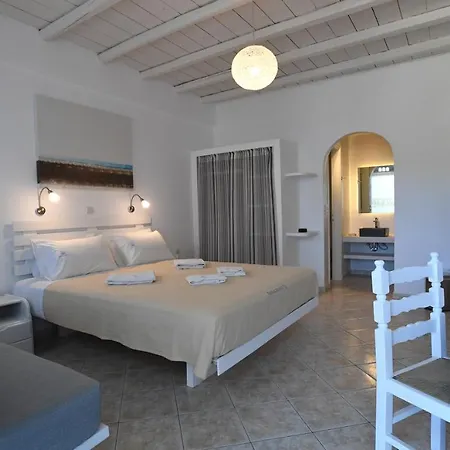 Nostos Beachfront & 3*