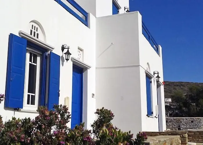 Nostos Beachfront & 3*