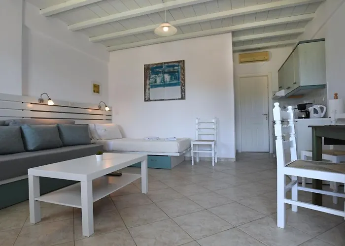 Apart Otel Nostos Beachfront & 3*